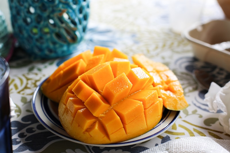Premium mango pulp in jars